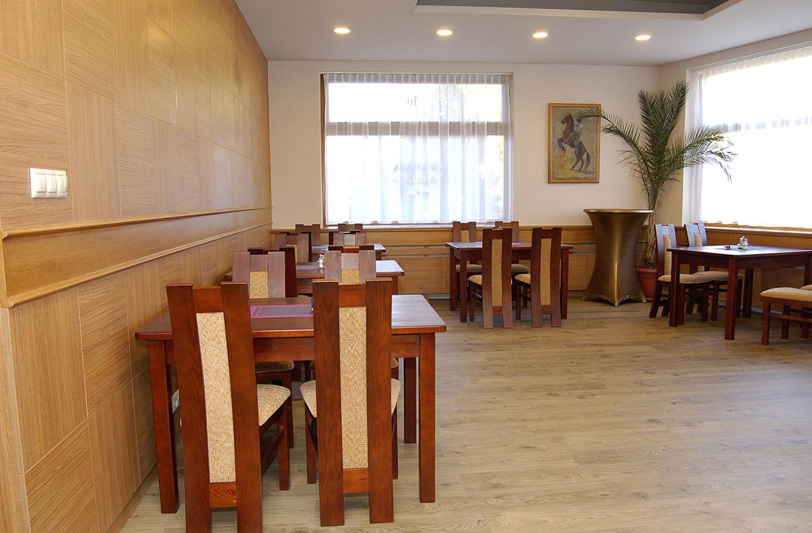 班斯卡-比斯特里察 玛雅旅馆酒店 外观 照片