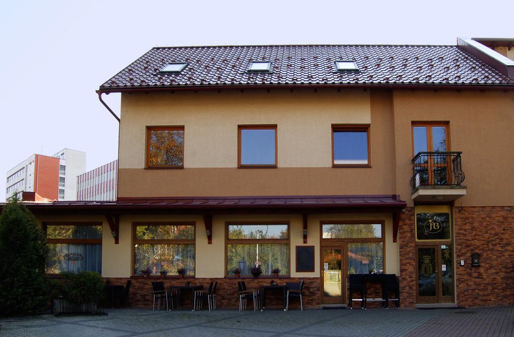 班斯卡-比斯特里察 玛雅旅馆酒店 外观 照片